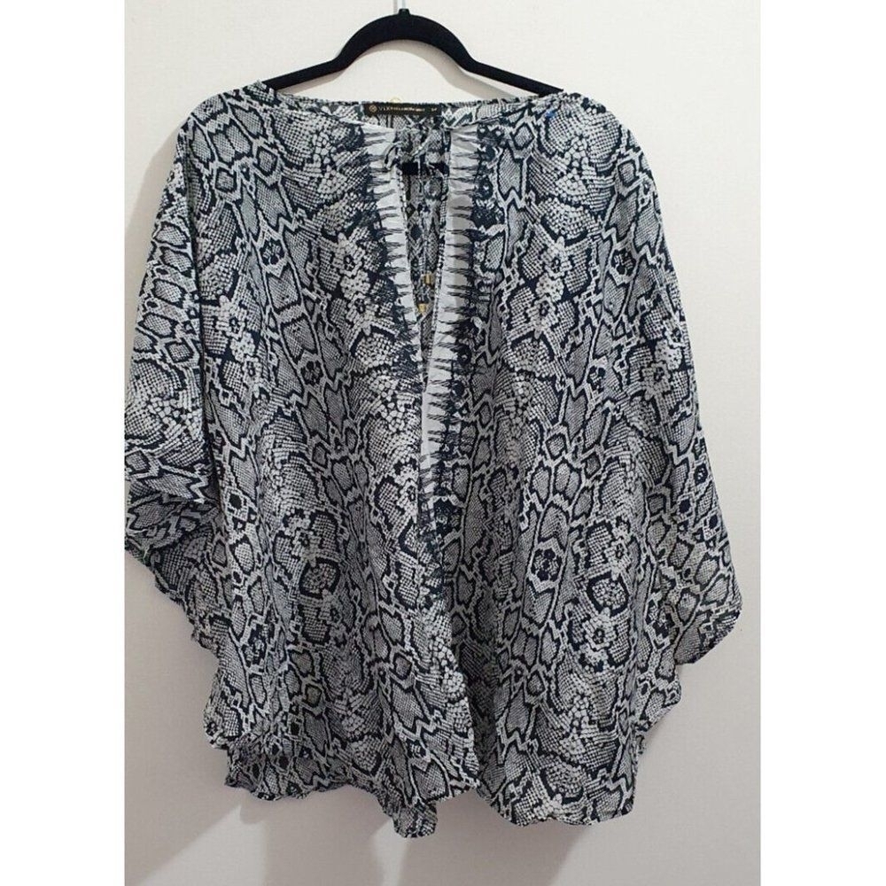VixSphinx Snake-Print Short Coverup - Picture 3 of 8